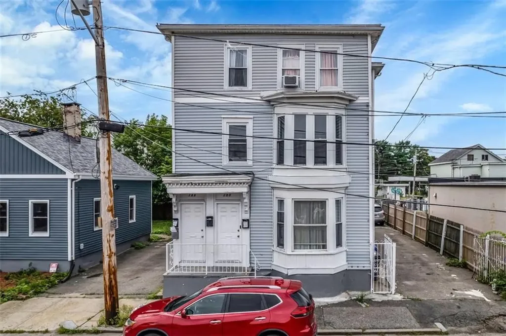 188 190 Stanwood Street Providence RI 02907