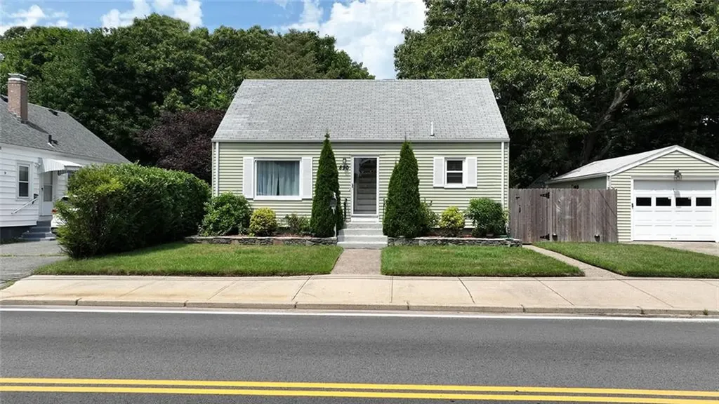 890 Cottage Street Pawtucket RI 02861