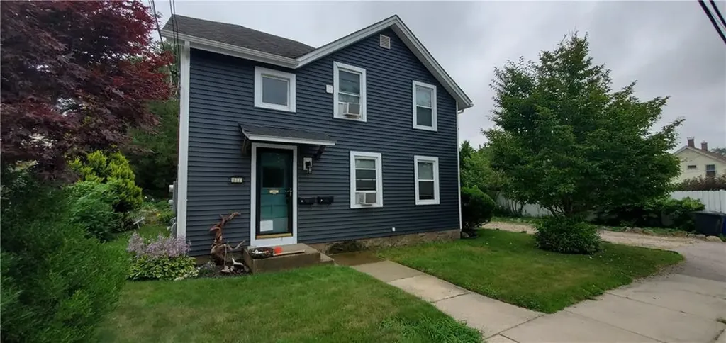 12 Clark Street Westerly RI 02891