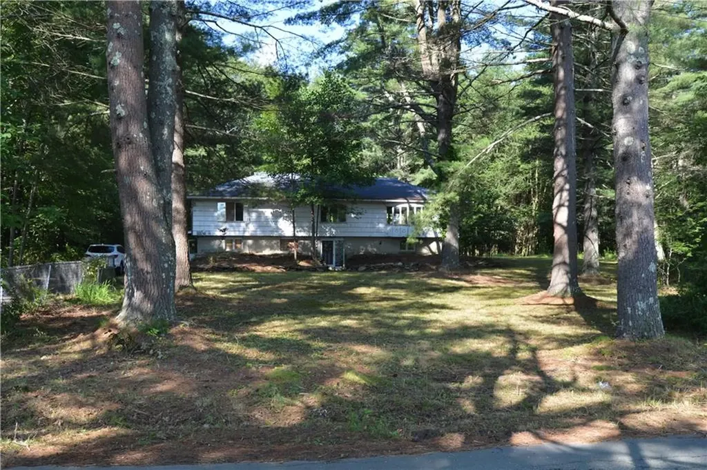 1 A Snagwood Road Foster RI 02825