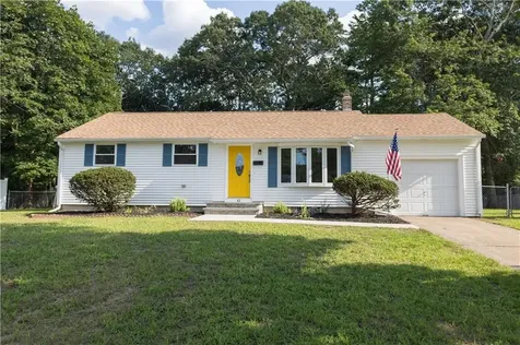 42 Bruster Drive North Kingstown RI 02852