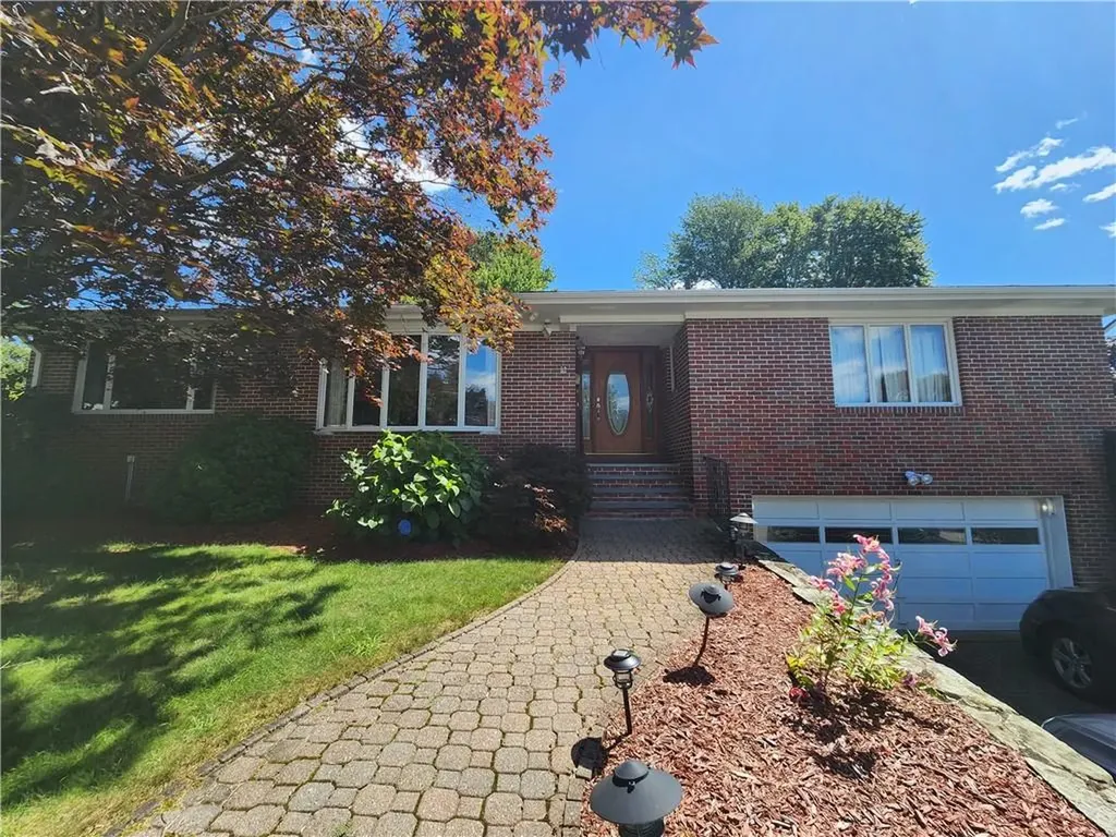 22 Susan Circle Johnston RI 02919