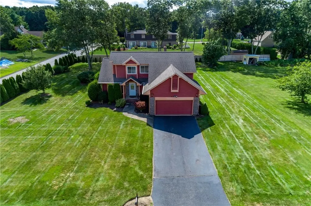 10 Cinnamon Drive Johnston RI 02919