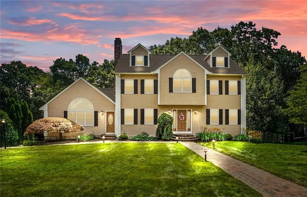 9 Kendall Drive Lincoln RI 02865