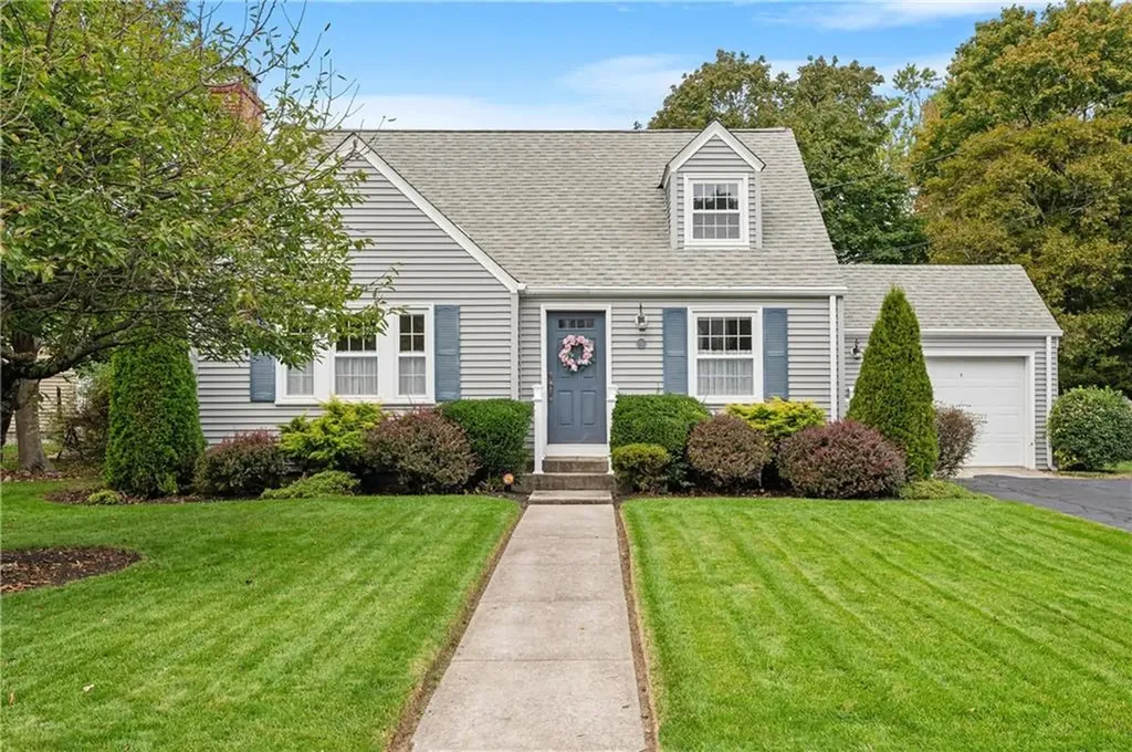 85 Puritan Drive Warwick RI 02888