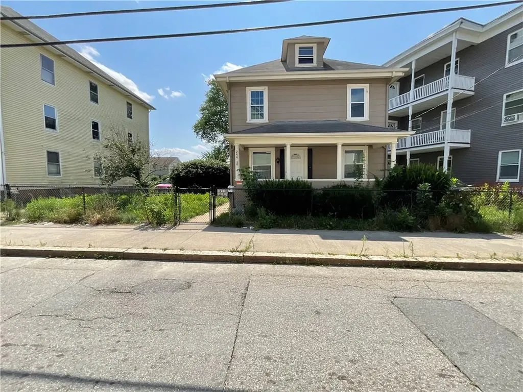 244 Washington Street Central Falls RI 02863
