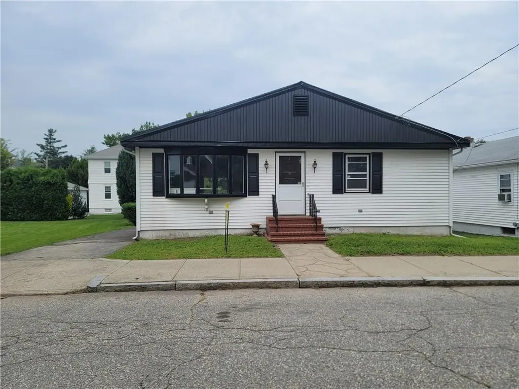 127 Farm Street Providence RI 02908