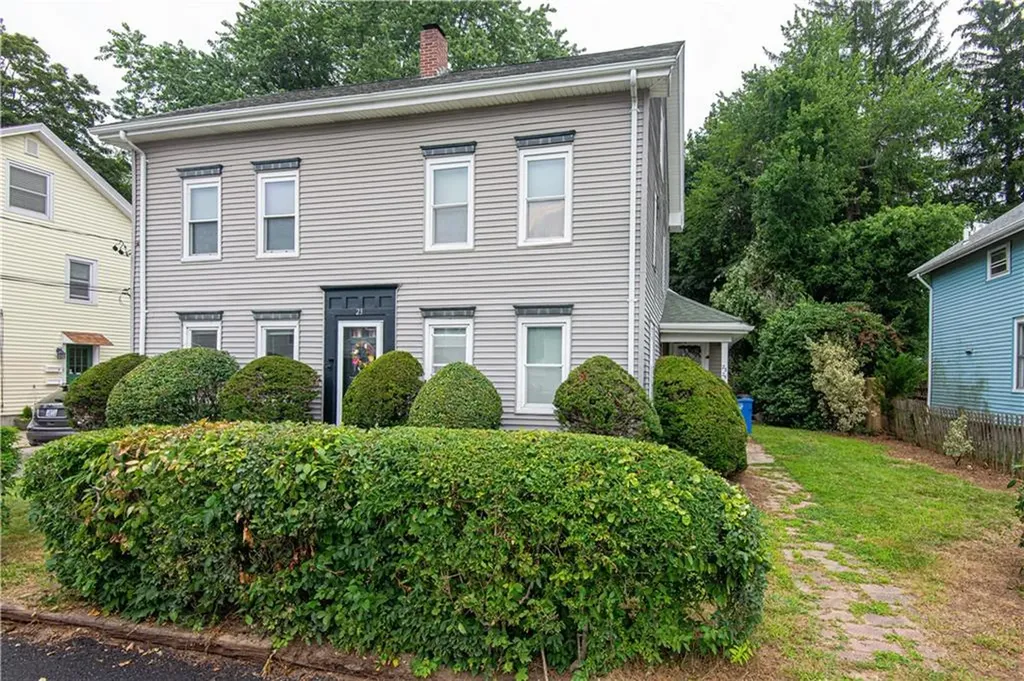 23 Yates Street Lincoln RI 02865