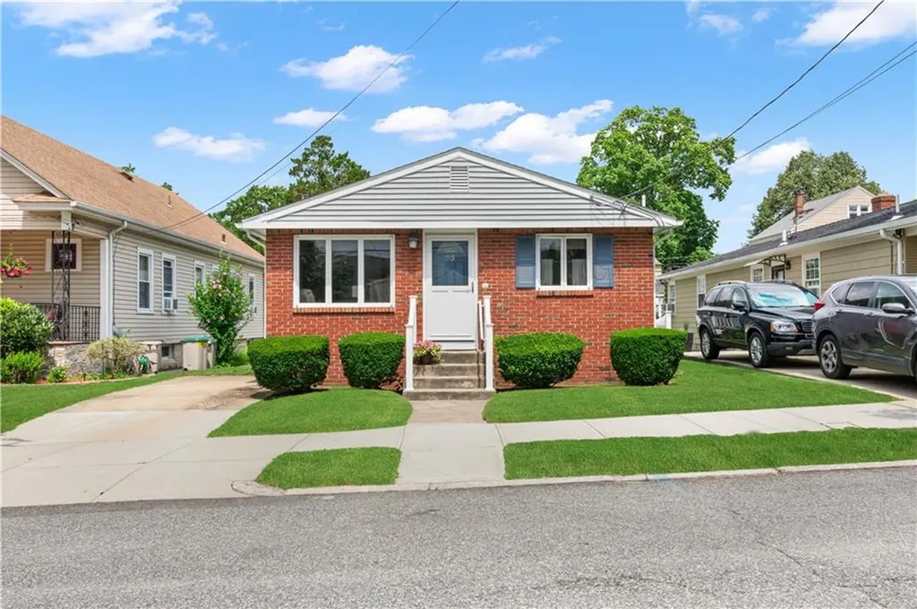 53 Mink Road Providence RI 02908