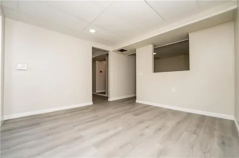 24 Bismark Avenue Tiverton RI 02878