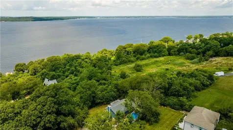 24 Bismark Avenue Tiverton RI 02878