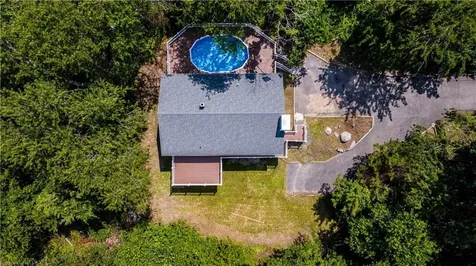 24 Bismark Avenue Tiverton RI 02878