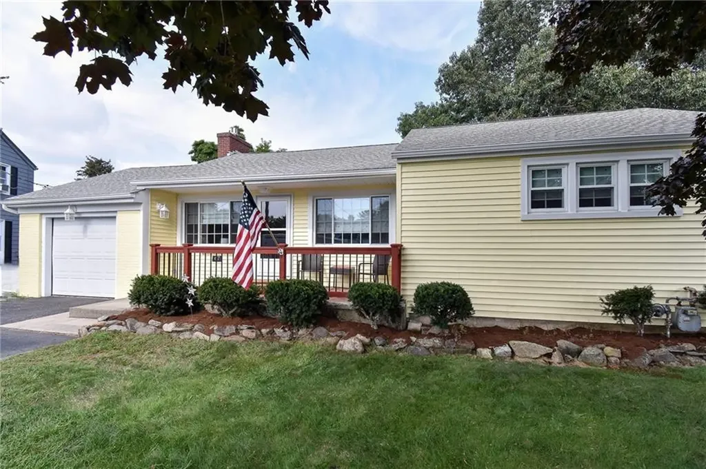 67 Knowles Drive Warwick RI 02888