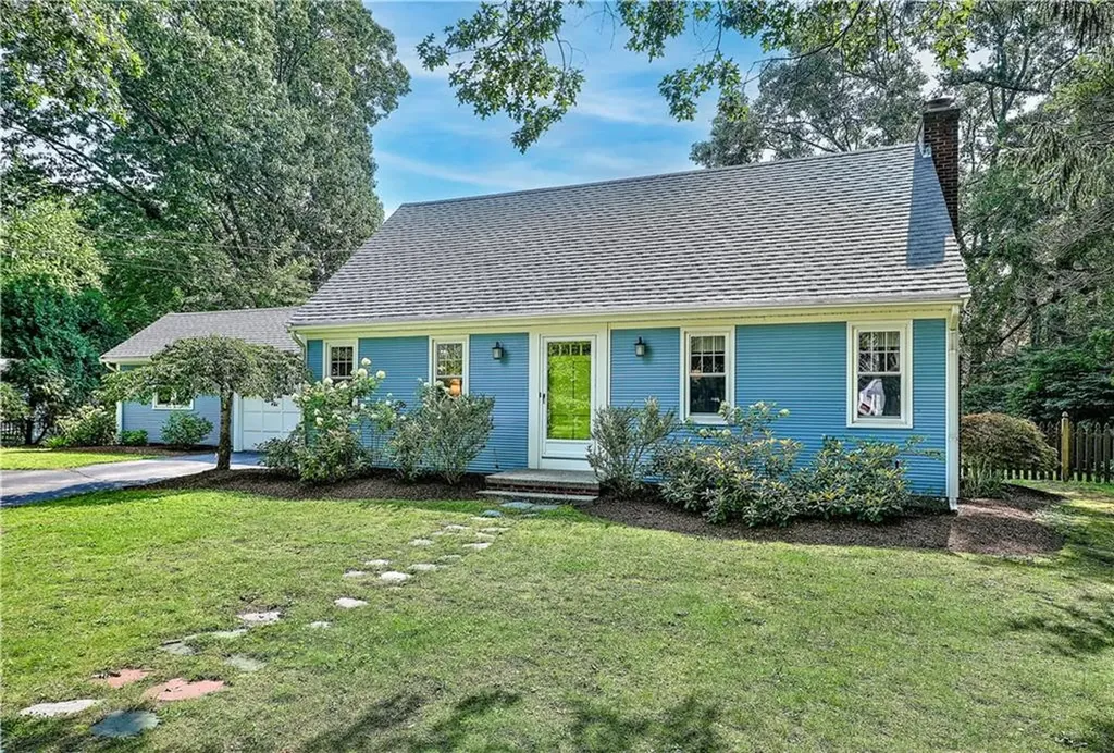 5 Indigo Road Barrington RI 02806