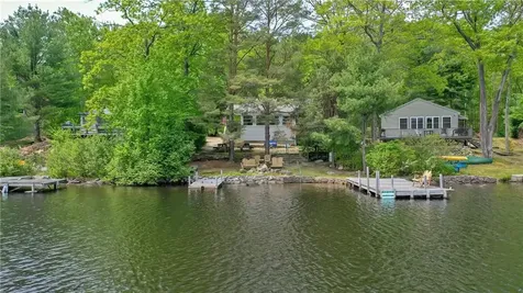 490 Courthouse Lane Burrillville RI 02859