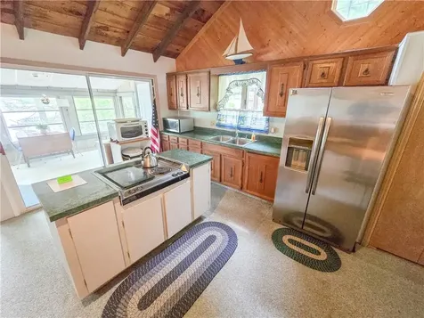 490 Courthouse Lane Burrillville RI 02859