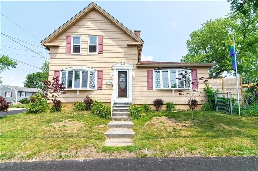 62 Coit Avenue West Warwick RI 02893