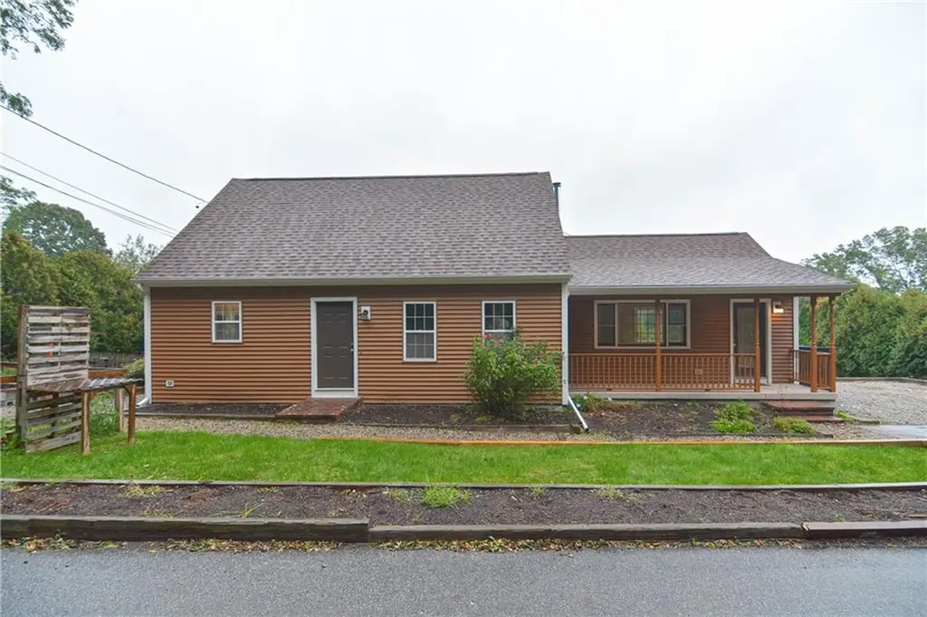 4 Russell Avenue Bristol RI 02809