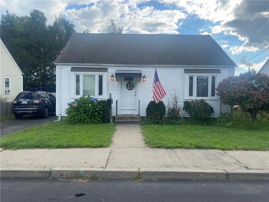 109 Crescent Avenue Cranston RI 02910