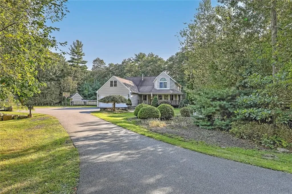 360 Burnt Hill Road Scituate RI 02831