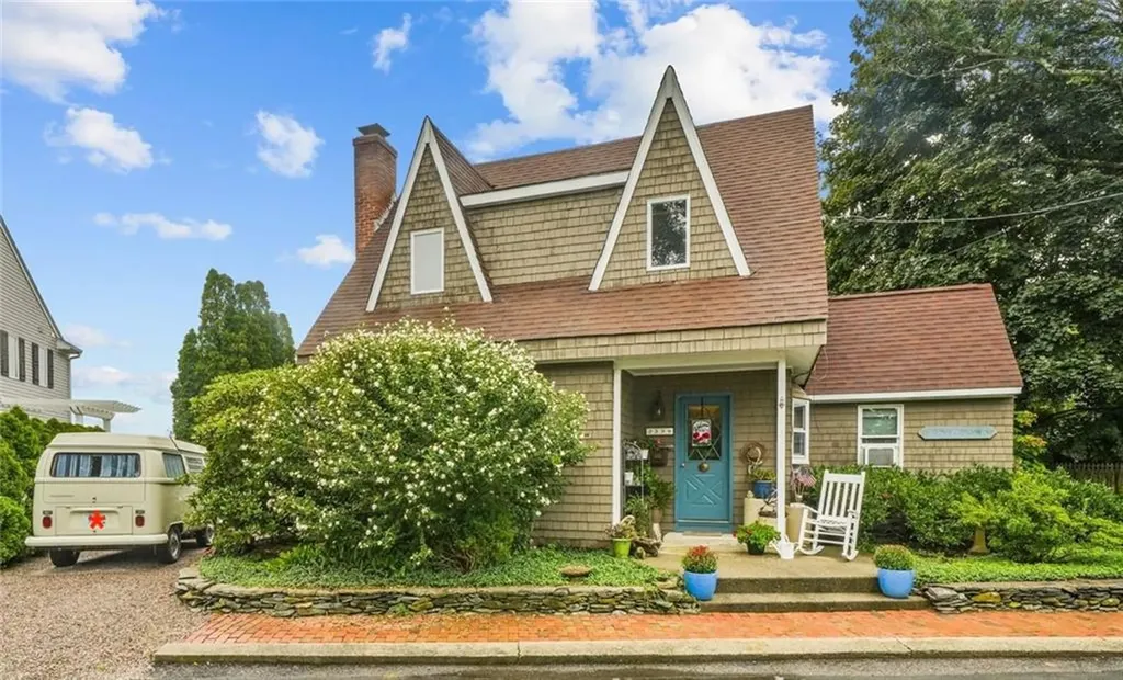 59 Boyce Avenue Barrington RI 02806
