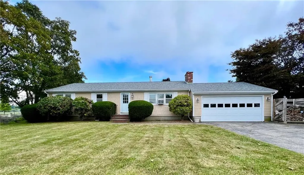 297 Turnpike Avenue Portsmouth RI 02871