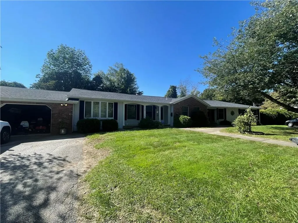 33 31 Ashton Street West Warwick RI 02893