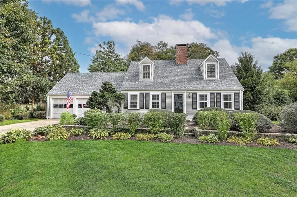 24 Anchorage Way Barrington RI 02806