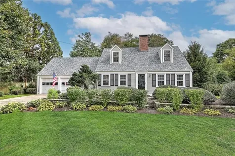 24 Anchorage Way Barrington RI 02806