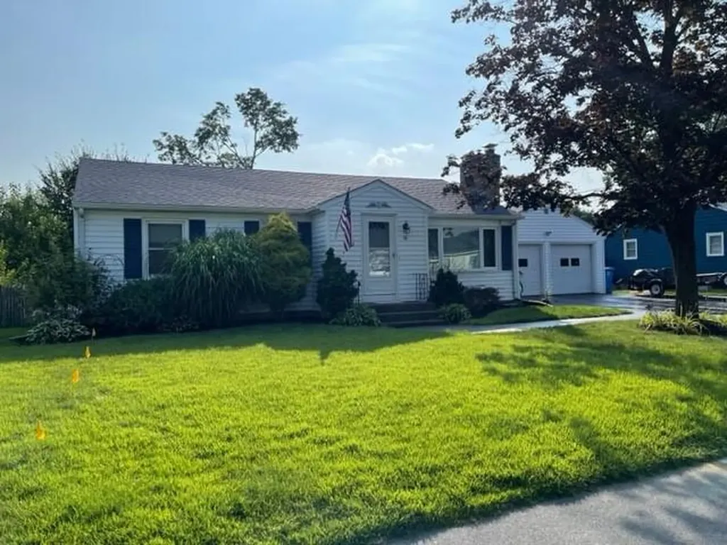 16 Sheffield Drive Lincoln RI 02865
