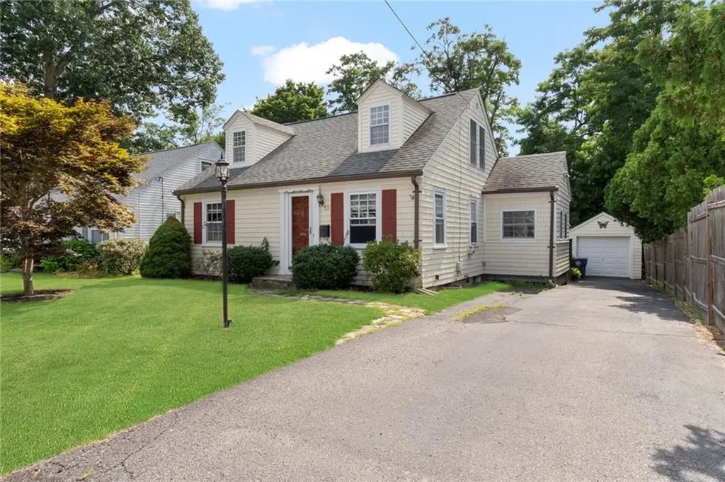 53 Hemlock Avenue Cranston RI 02910