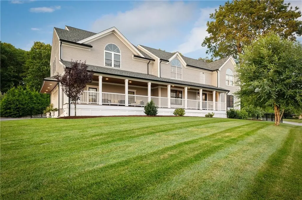 1 Jasons Grant Drive Cumberland RI 02864