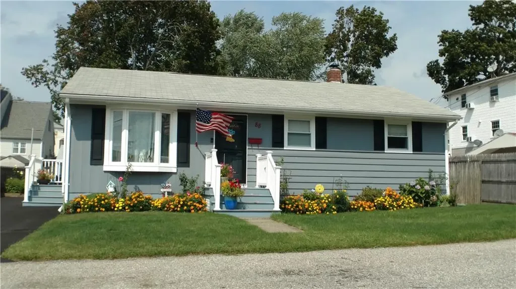 88 West Earle Street Cumberland RI 02864