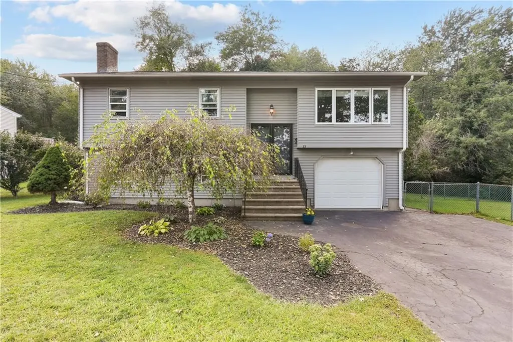 73 Tampa Street West Warwick RI 02893