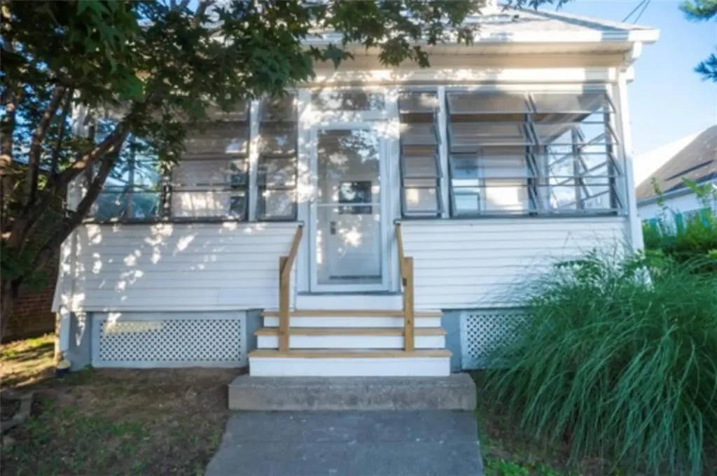 351 Academy Avenue Providence RI 02908