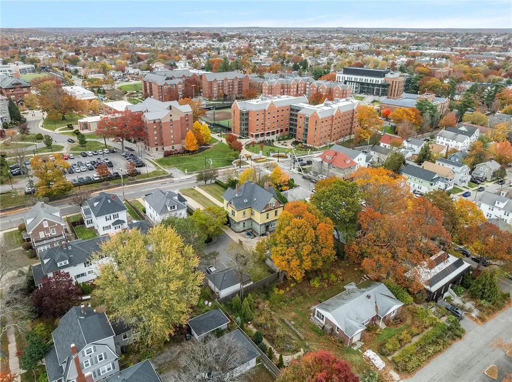 178 Eaton Street Providence RI 02908