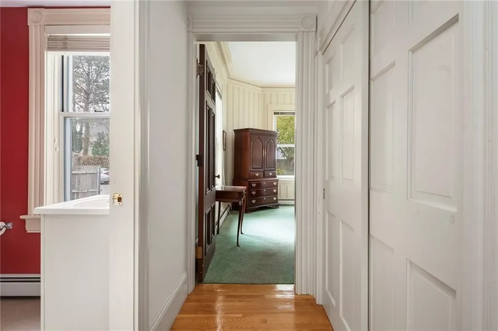 178 Eaton Street Providence RI 02908