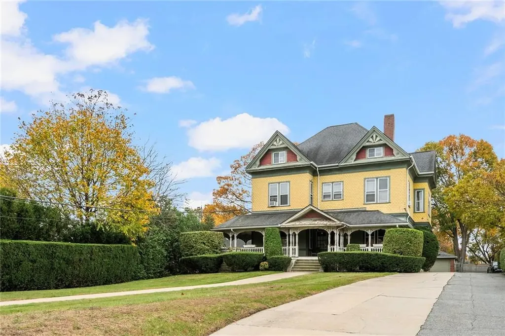 178 Eaton Street Providence RI 02908