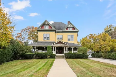 178 Eaton Street Providence RI 02908