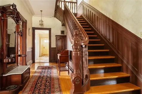 178 Eaton Street Providence RI 02908