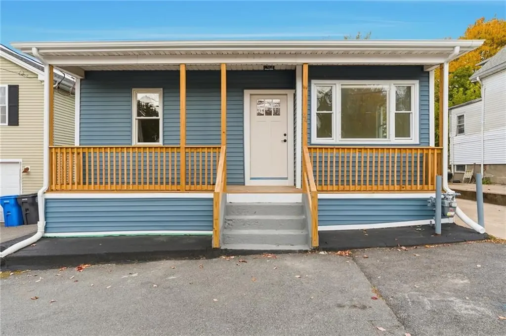 26 Alto Street Cranston RI 02920