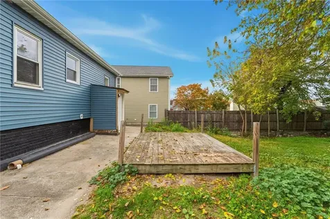 26 Alto Street Cranston RI 02920