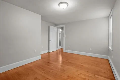 54 Hillside Avenue Tiverton RI 02878