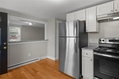 54 Hillside Avenue Tiverton RI 02878