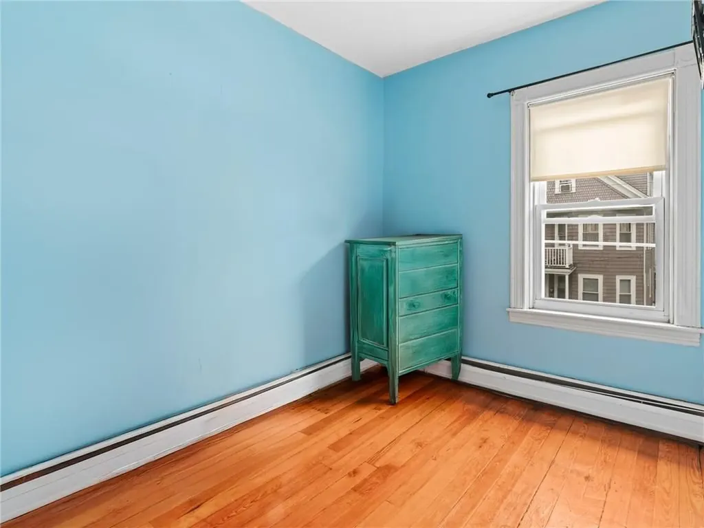 204 Roosevelt Street Providence RI 02909