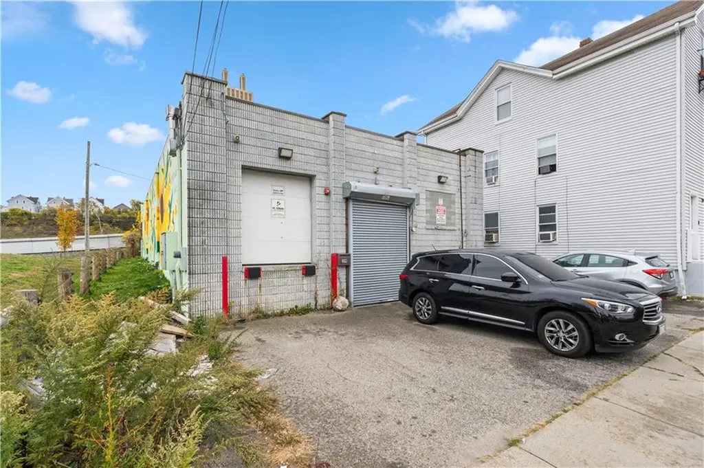 39 De Soto Street Providence RI 02909