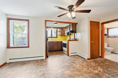 39 Broad Street Warren RI 02885