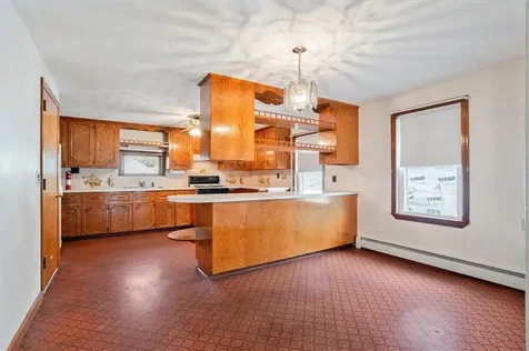 39 Broad Street Warren RI 02885