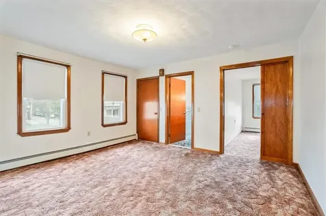 39 Broad Street Warren RI 02885