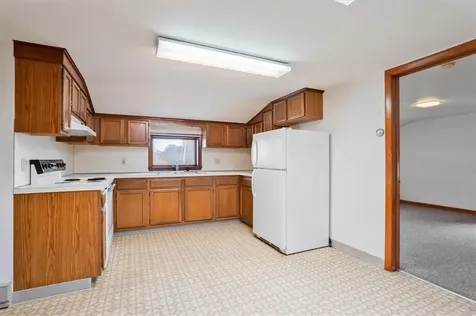 39 Broad Street Warren RI 02885